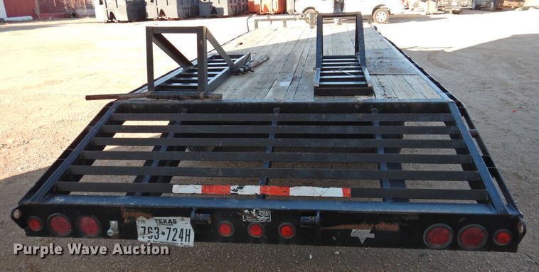 image for item HN9057 2009 PJ equipment trailer