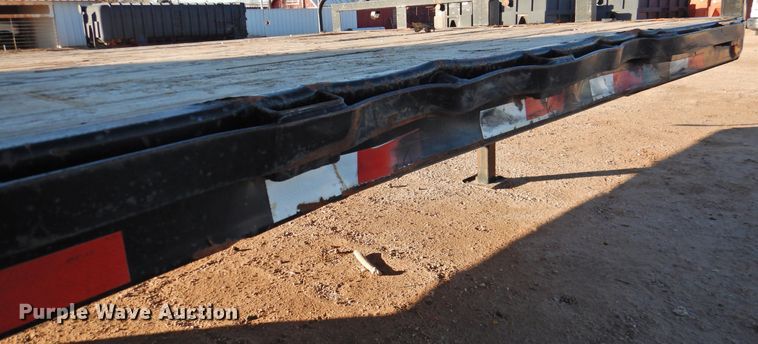 image for item HN9057 2009 PJ equipment trailer