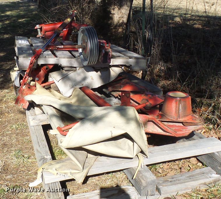 image for item DC2757 Gehl 160 disc mower