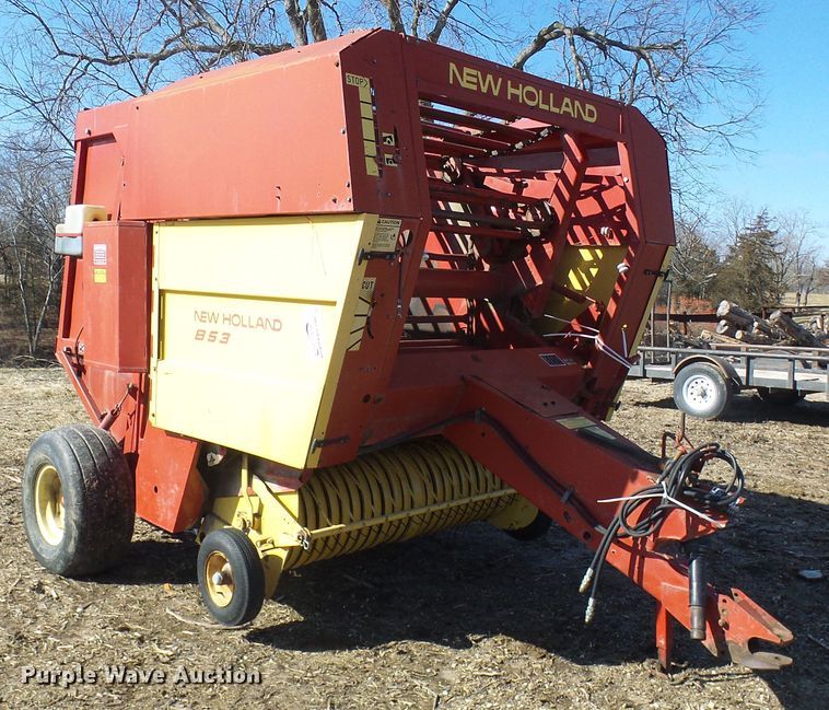 image for item DC2758 1986 New Holland 853  round baler