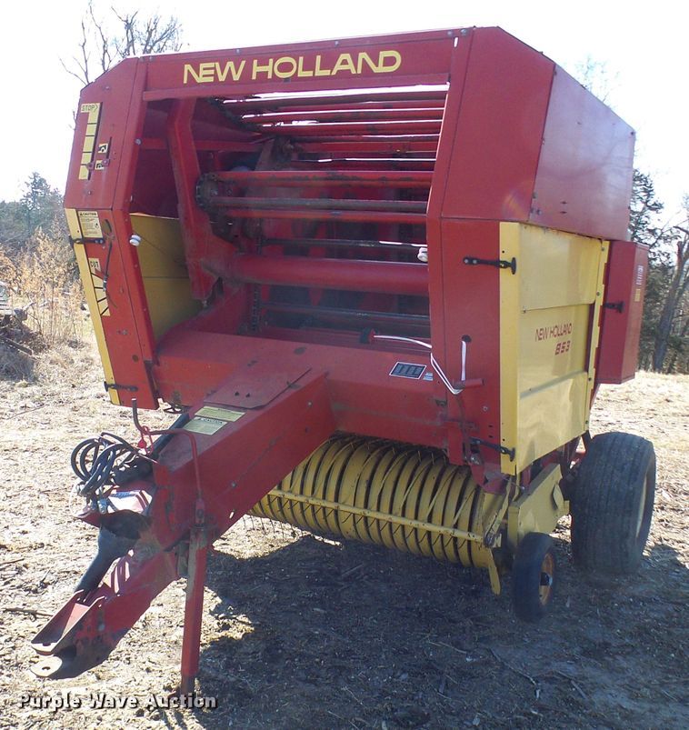 image for item DC2758 1986 New Holland 853  round baler