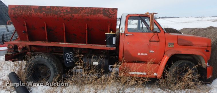 image for item DF6333 1975 Chevrolet C60  applicator truck