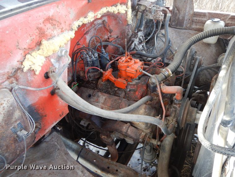 image for item DF6333 1975 Chevrolet C60  applicator truck