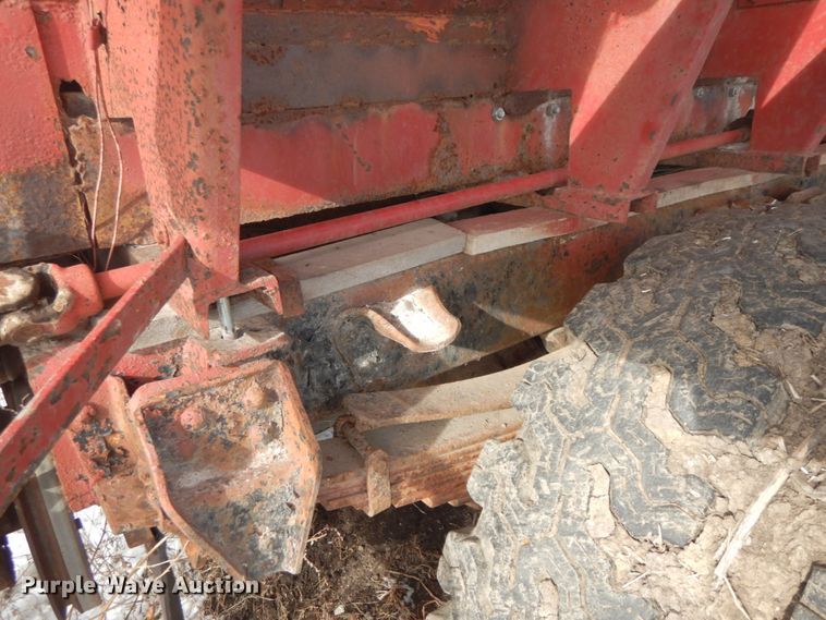 image for item DF6333 1975 Chevrolet C60  applicator truck