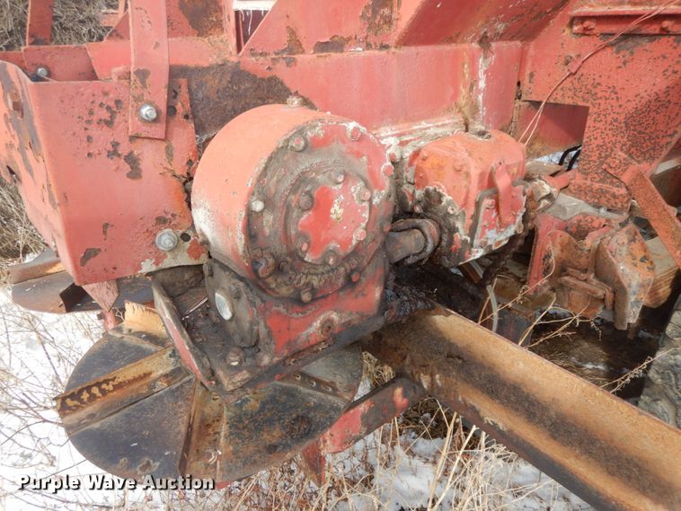 image for item DF6333 1975 Chevrolet C60  applicator truck