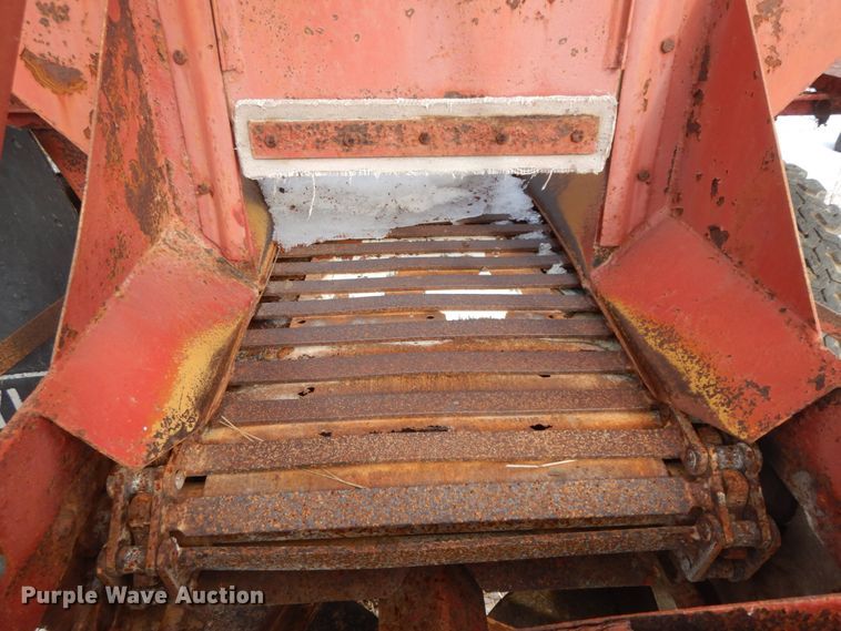 image for item DF6333 1975 Chevrolet C60  applicator truck