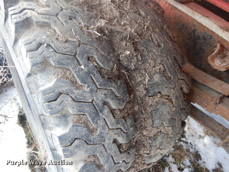 image for item DF6333 1975 Chevrolet C60  applicator truck