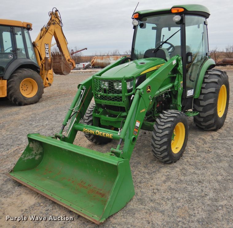 image for item DG1612 2017 John Deere 4052R  MFWD tractor