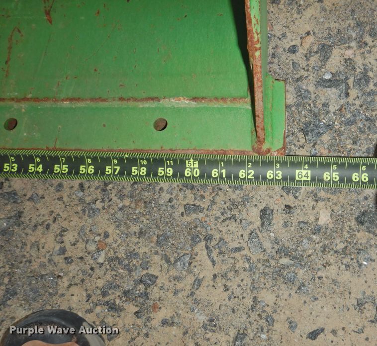 image for item DG1612 2017 John Deere 4052R  MFWD tractor