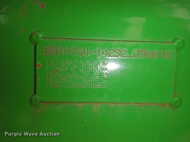 image for item DG1612 2017 John Deere 4052R  MFWD tractor