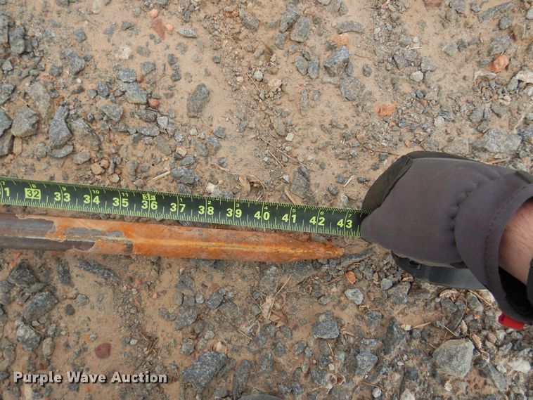 image for item DG1612 2017 John Deere 4052R  MFWD tractor