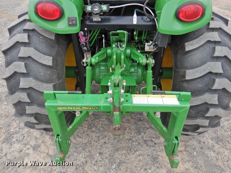 image for item DG1612 2017 John Deere 4052R  MFWD tractor