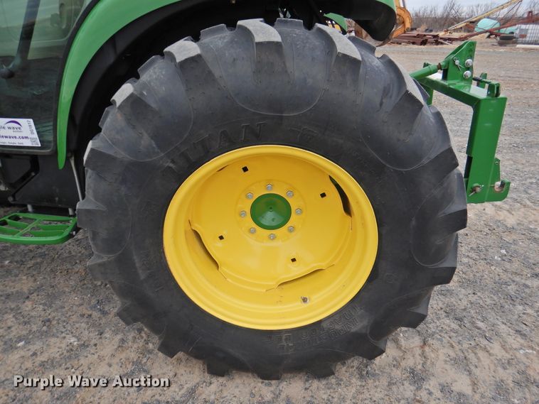image for item DG1612 2017 John Deere 4052R  MFWD tractor