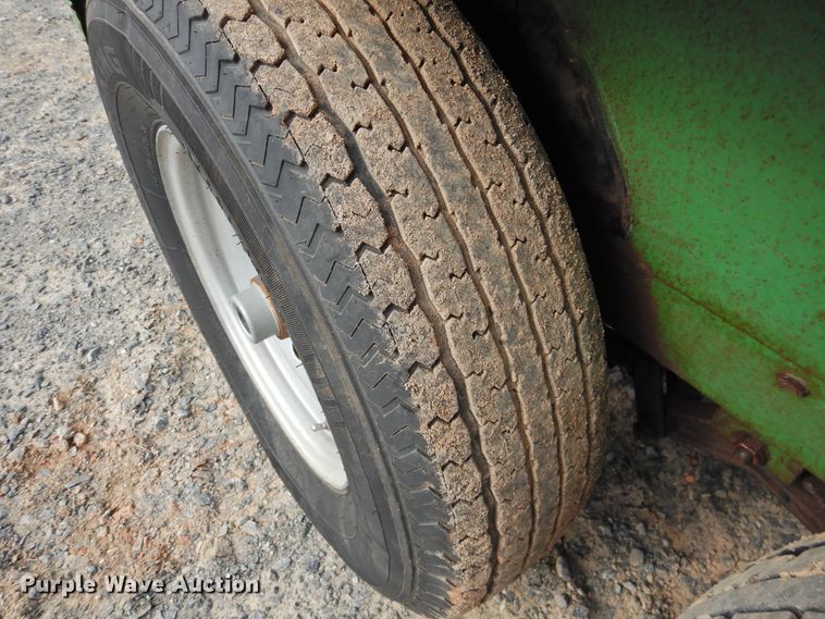 image for item DG1617 2012 Lamar fuel trailer