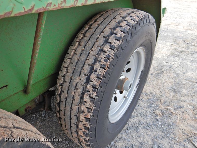 image for item DG1617 2012 Lamar fuel trailer