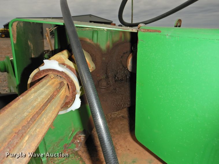 image for item DG1618 John Deere HX15  batwing rotary mower