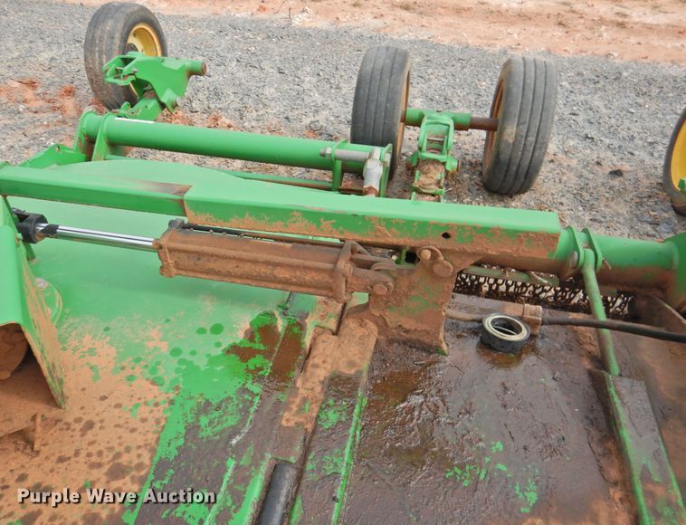 image for item DG1618 John Deere HX15  batwing rotary mower