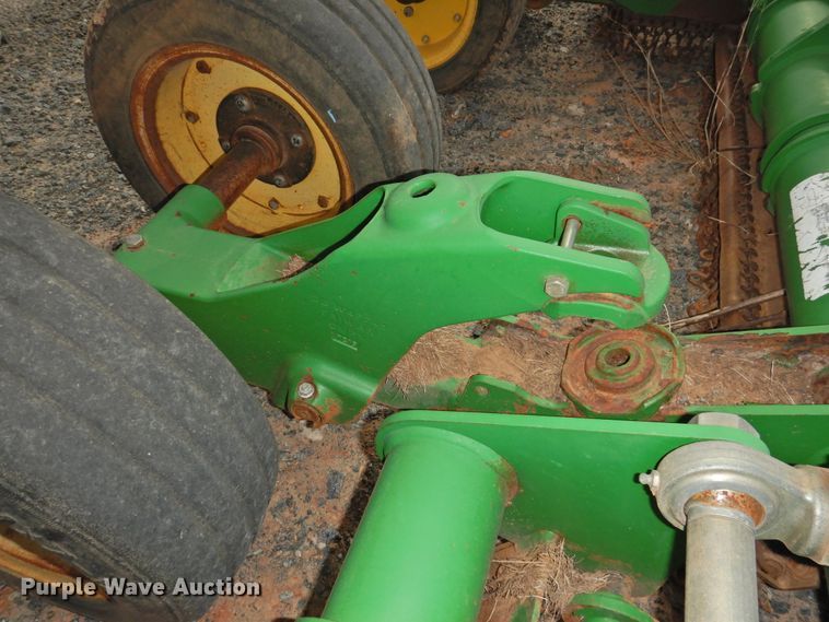 image for item DG1618 John Deere HX15  batwing rotary mower