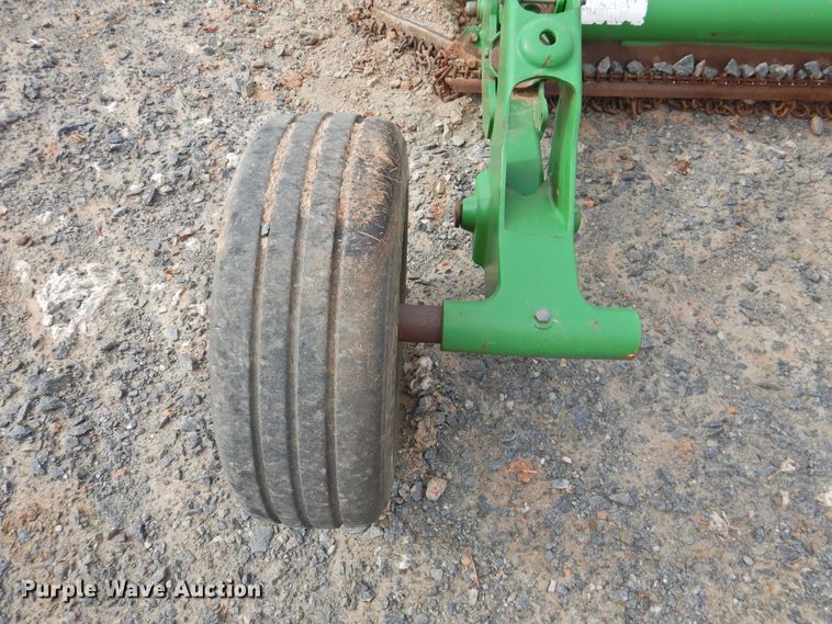 image for item DG1618 John Deere HX15  batwing rotary mower