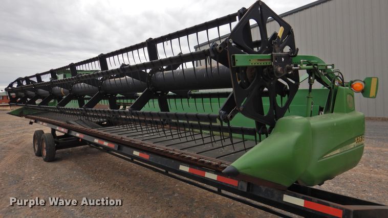 image for item DG1624 John Deere 936D  draper head