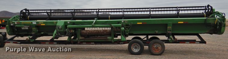 image for item DG1624 John Deere 936D  draper head