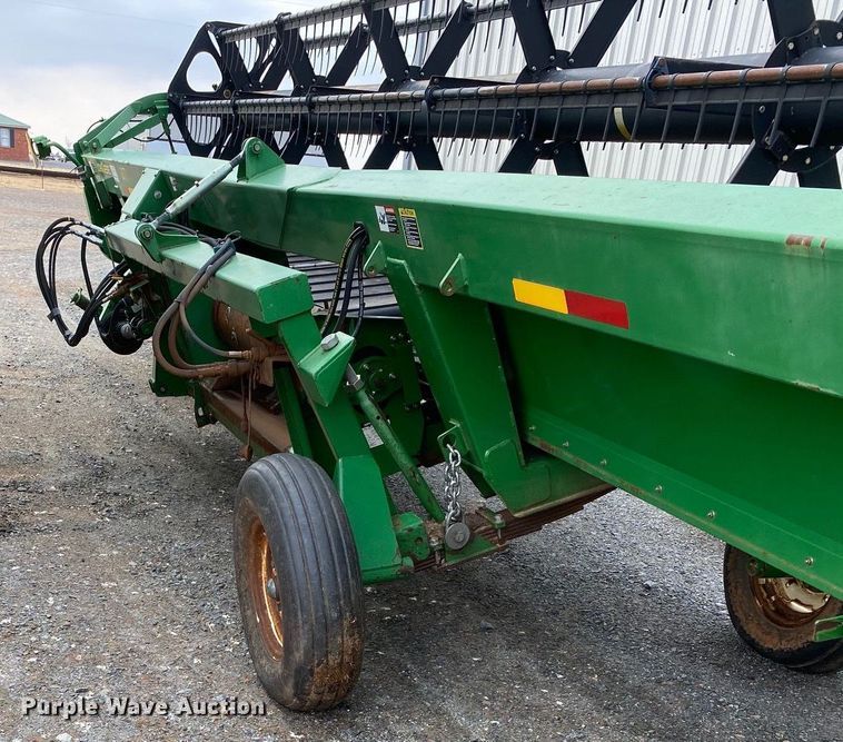 image for item DG1624 John Deere 936D  draper head