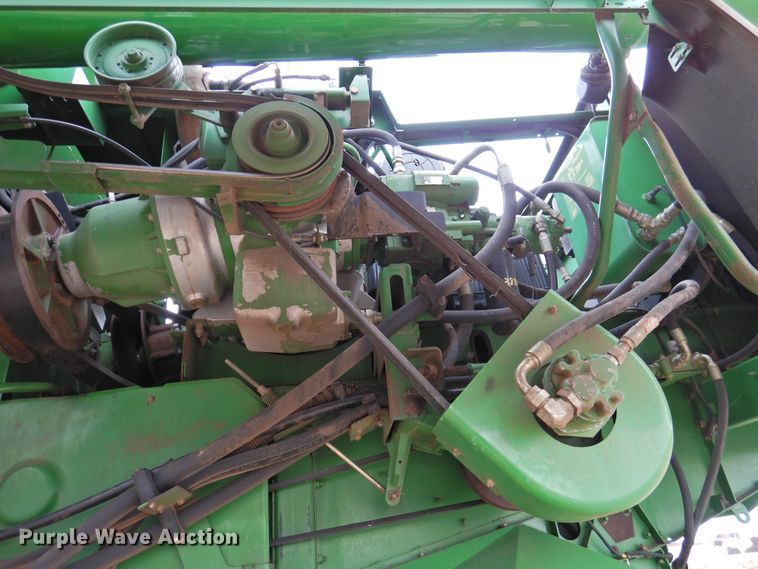 image for item DG1625 2003 John Deere 9750 STS  combine