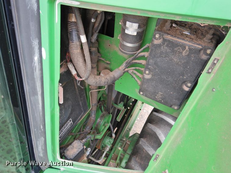 image for item DG1625 2003 John Deere 9750 STS  combine