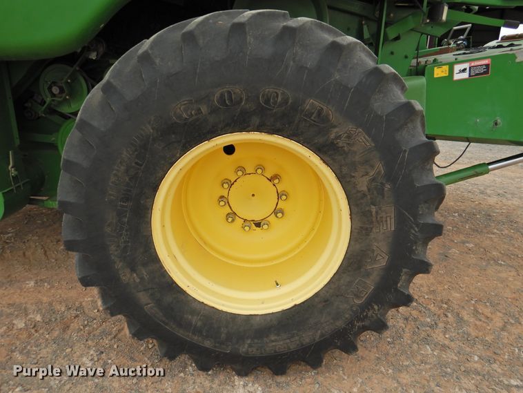 image for item DG1625 2003 John Deere 9750 STS  combine