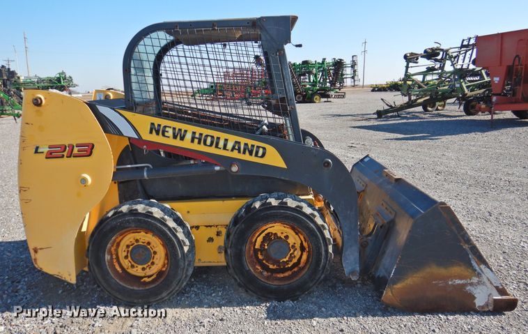 image for item DG1635 New Holland L213  skid steer loader
