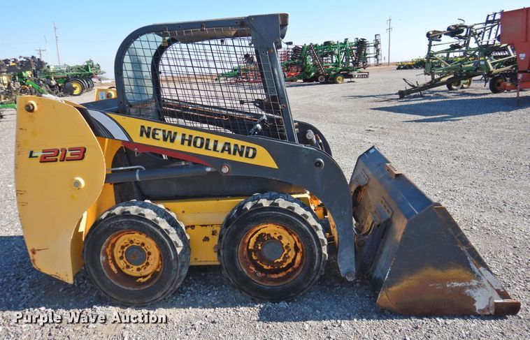image for item DG1635 New Holland L213  skid steer loader