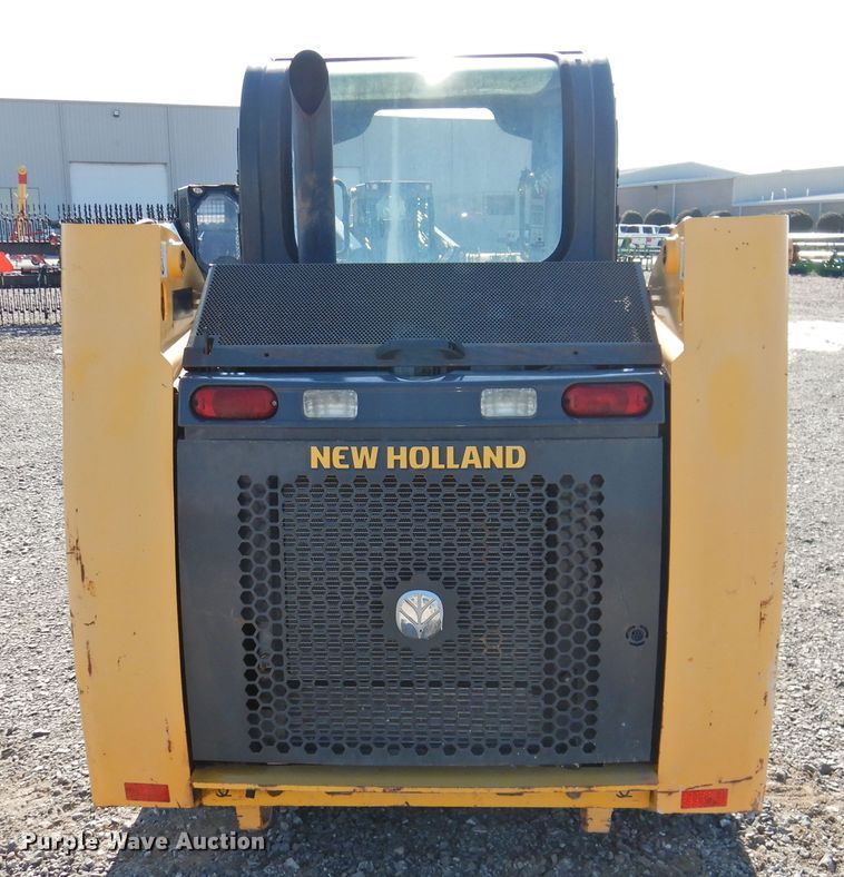 image for item DG1635 New Holland L213  skid steer loader