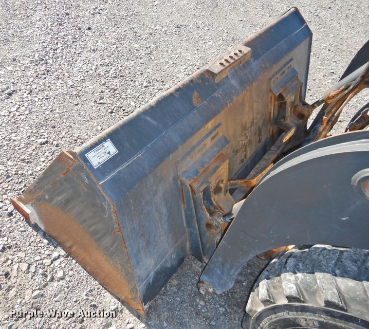 image for item DG1635 New Holland L213  skid steer loader