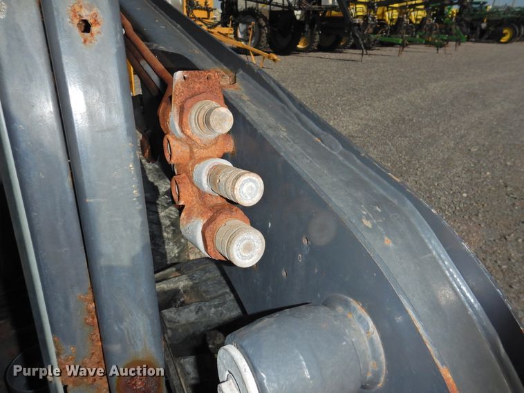 image for item DG1635 New Holland L213  skid steer loader