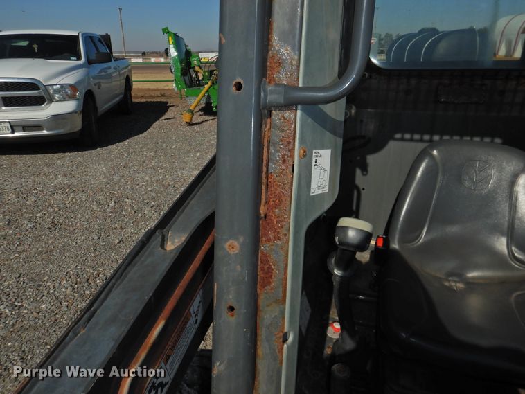 image for item DG1635 New Holland L213  skid steer loader