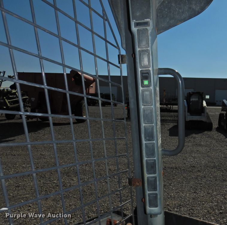 image for item DG1635 New Holland L213  skid steer loader