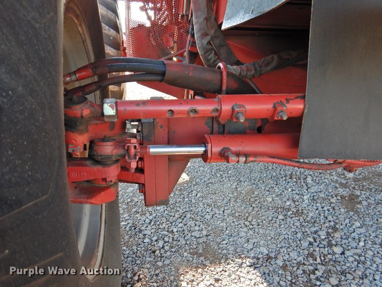 image for item DG1640 1995 Case IH 2188  combine