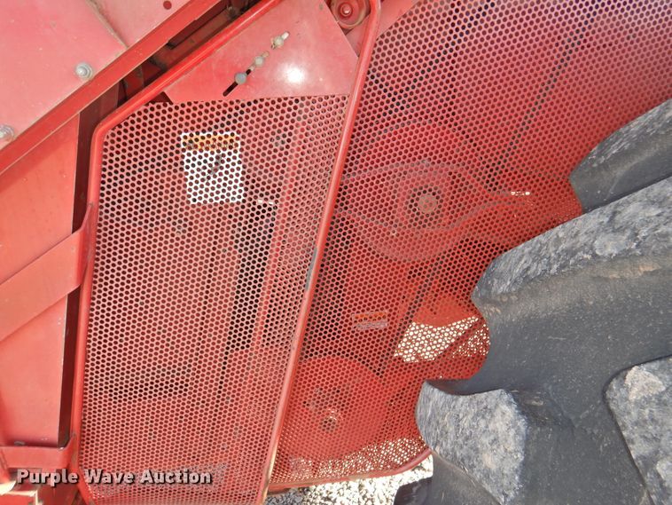image for item DG1640 1995 Case IH 2188  combine