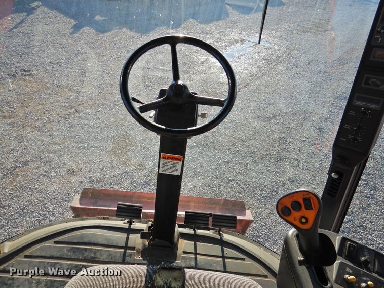 image for item DG1640 1995 Case IH 2188  combine