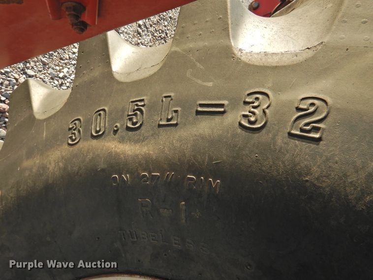 image for item DG1640 1995 Case IH 2188  combine