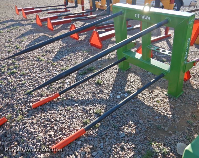 image for item DG1641 Ottawa cotton bale handler