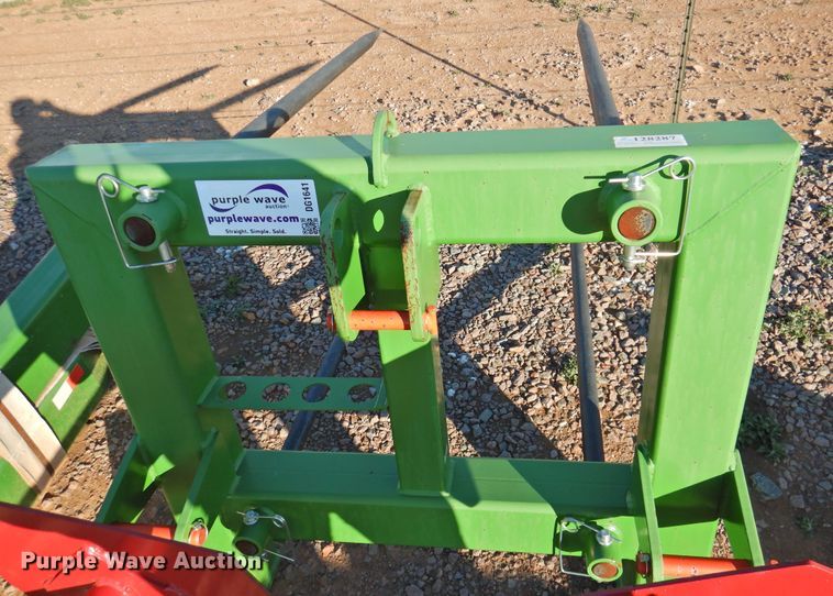 image for item DG1641 Ottawa cotton bale handler