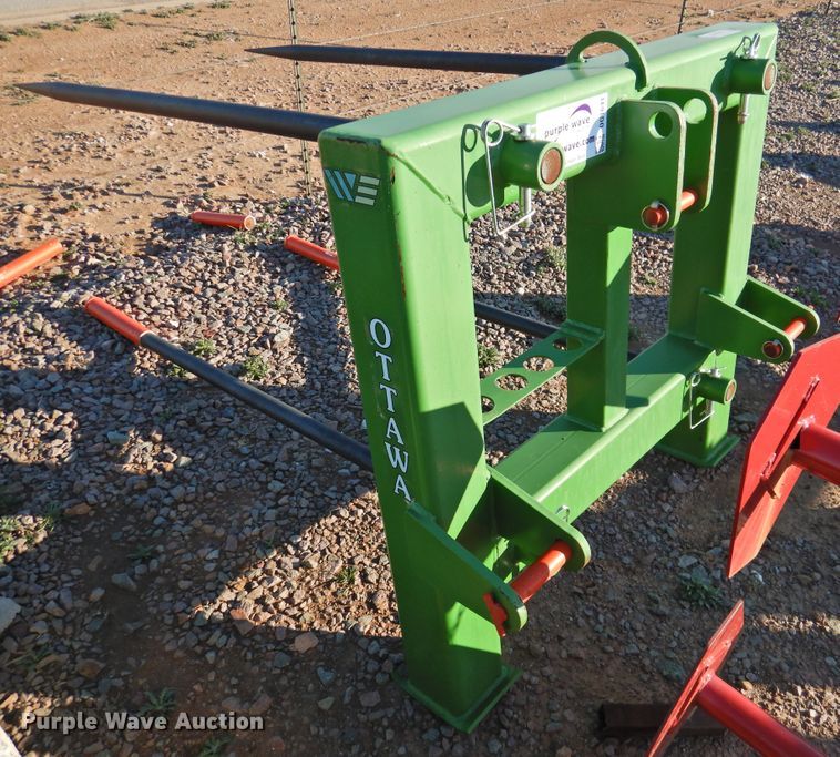 image for item DG1641 Ottawa cotton bale handler