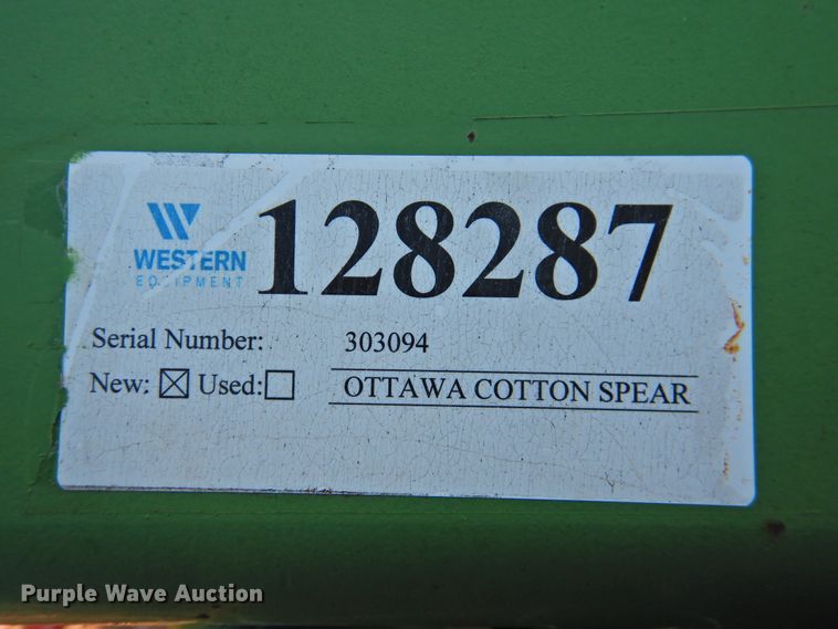 image for item DG1641 Ottawa cotton bale handler