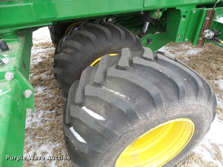 image for item DG8447 2015 John Deere DB60  no-till planter