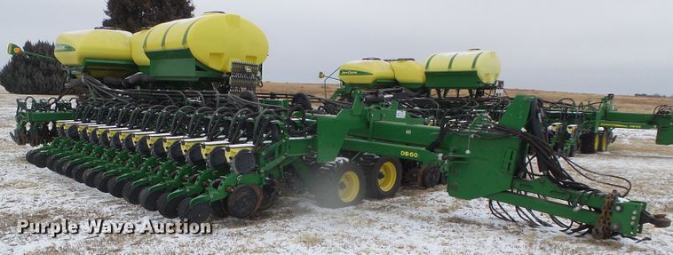 image for item DG8448 2015 John Deere DB60  no-till twin row planter