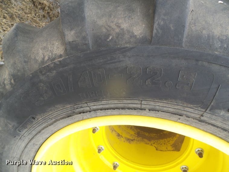 image for item DG8448 2015 John Deere DB60  no-till twin row planter