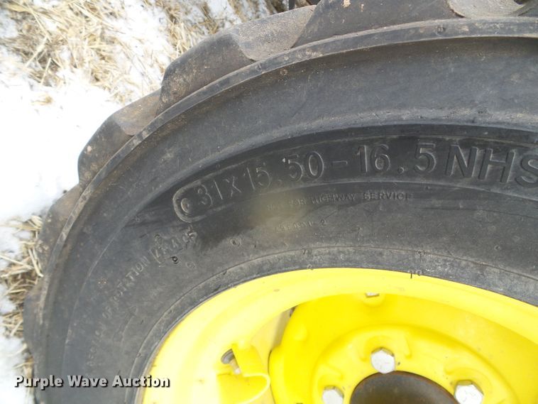 image for item DG8448 2015 John Deere DB60  no-till twin row planter