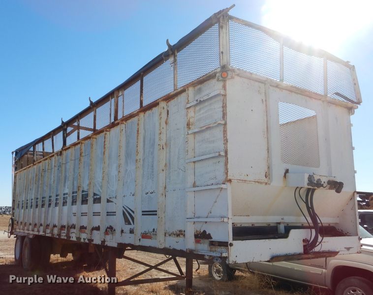 image for item DJ4916 2002 Artex live bottom trailer