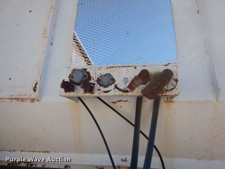 image for item DJ4916 2002 Artex live bottom trailer